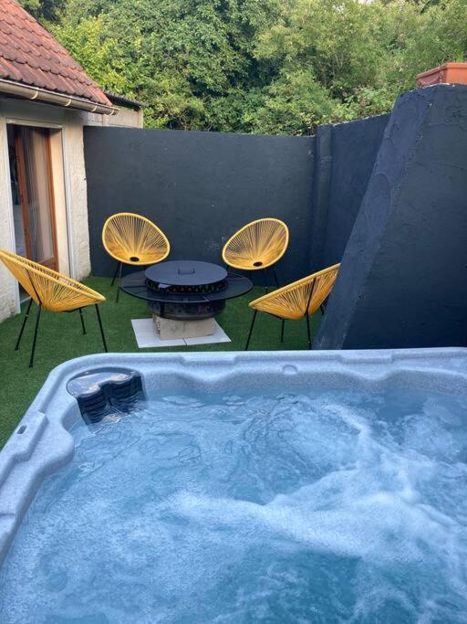 Au Bois D'Epenin - Gite Et Spa Beugin Экстерьер фото